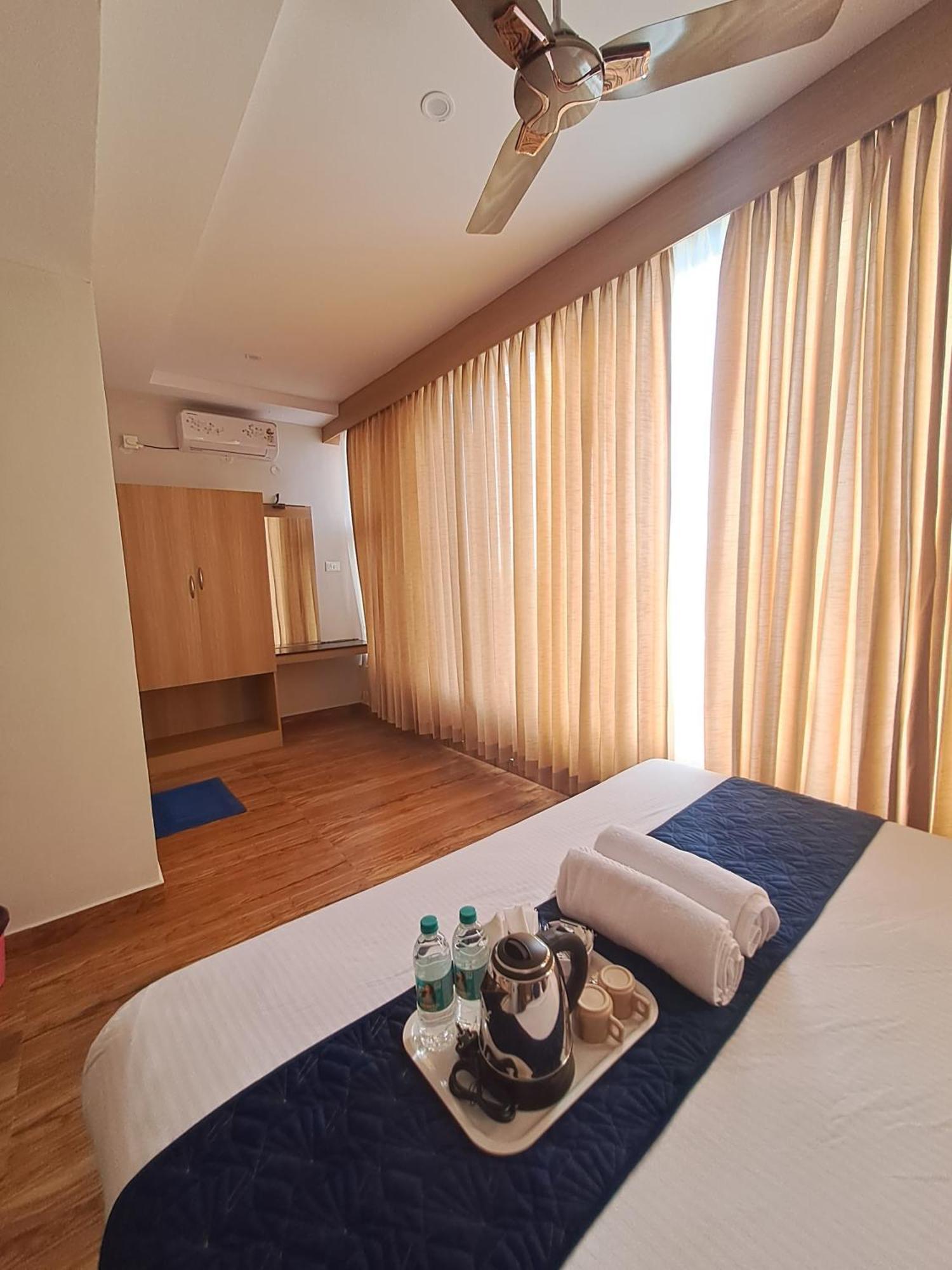 Sky Inn Mysore Exterior photo